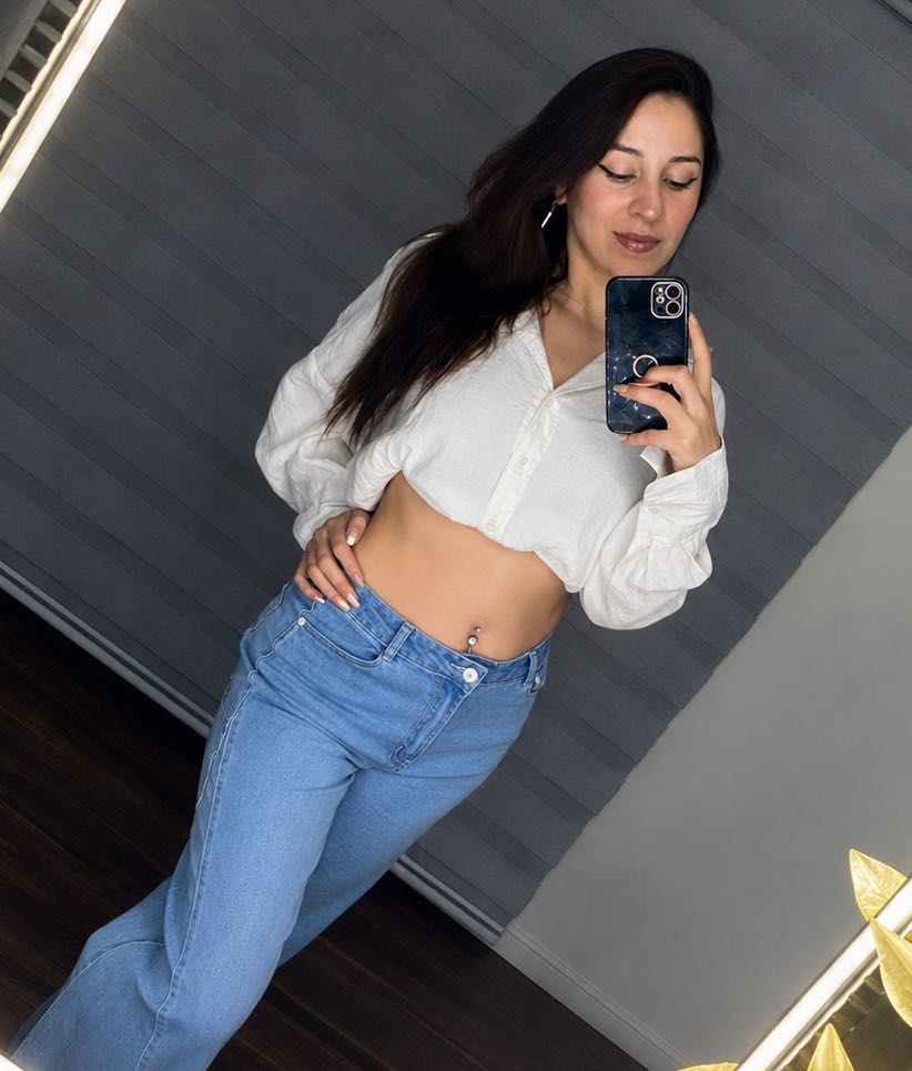 Mia Banetto, de Chile, en video chat